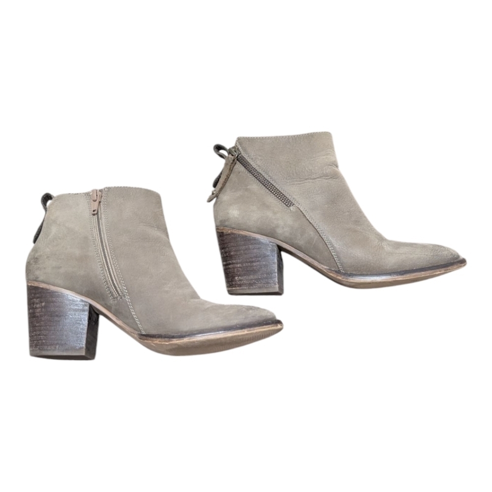 BLONDO Waterproof Nivada (Women's 6.5) Elegant Taupe Ankle Bootie Leather Upper